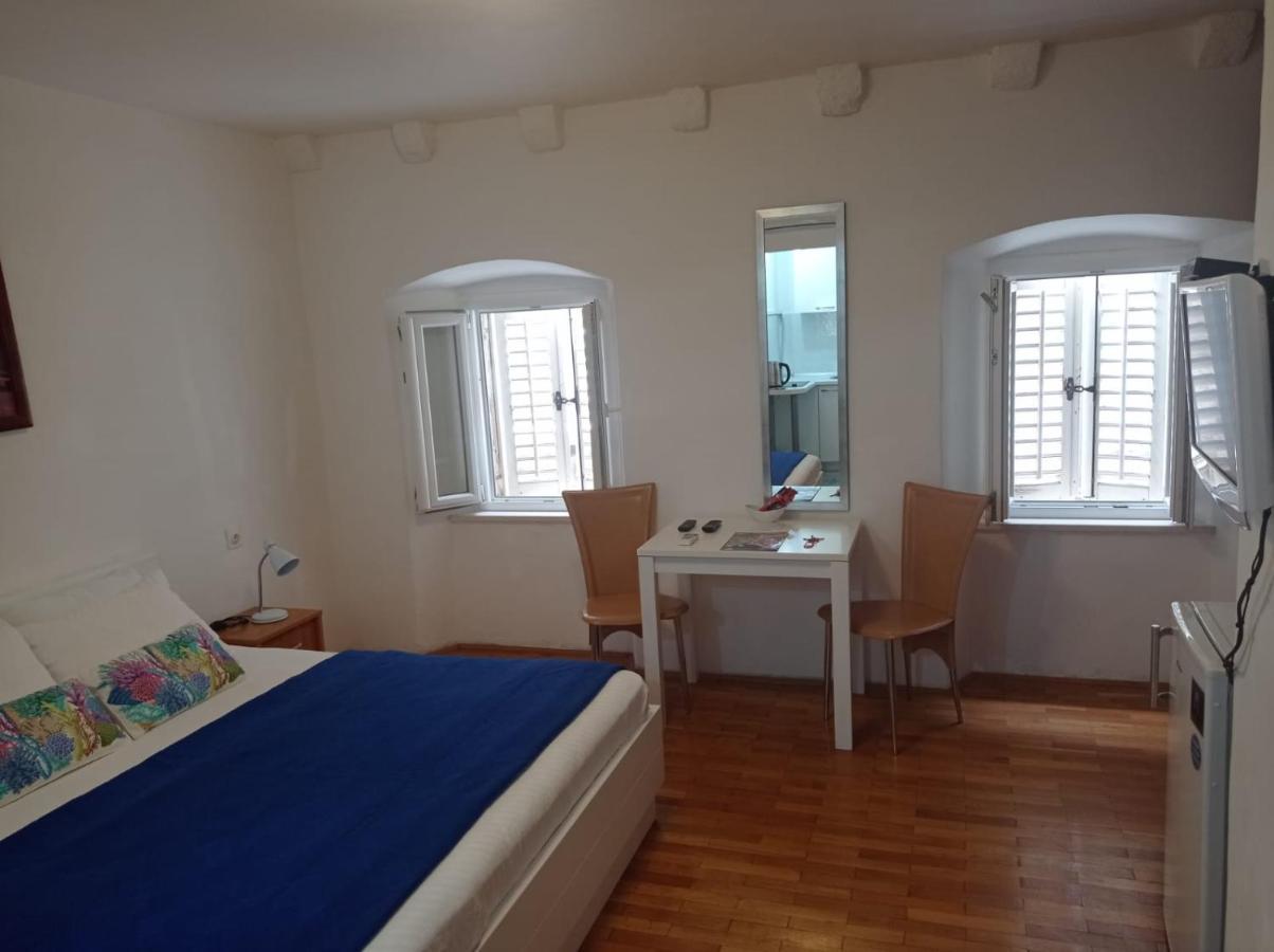 Apartments Peppino - Old Town Dubrovnik Bagian luar foto