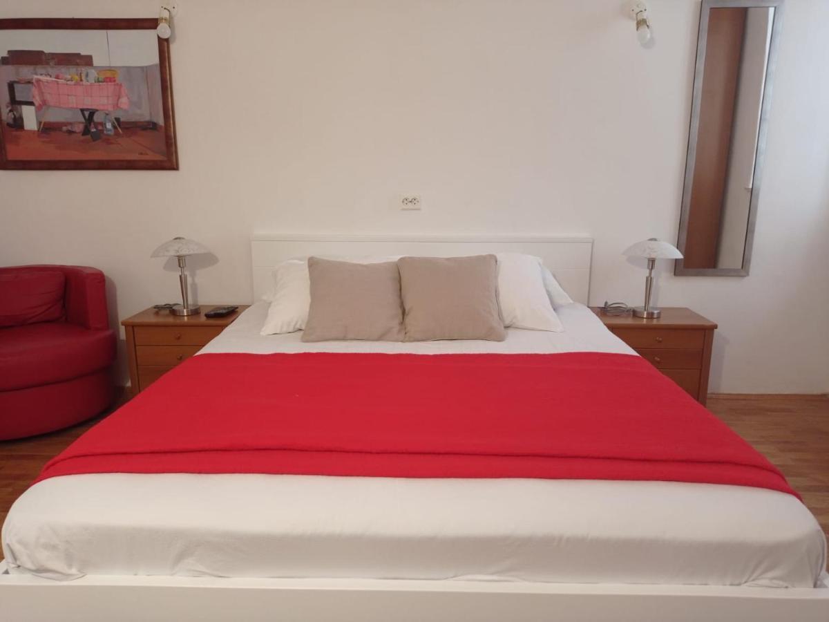 Apartments Peppino - Old Town Dubrovnik Bagian luar foto