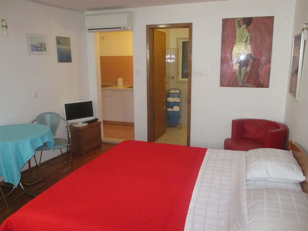 Apartments Peppino - Old Town Dubrovnik Bagian luar foto